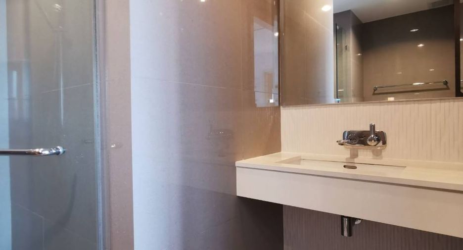 Condo en alquiler de 2 habitaciones en Khlong Toei, Bangkok