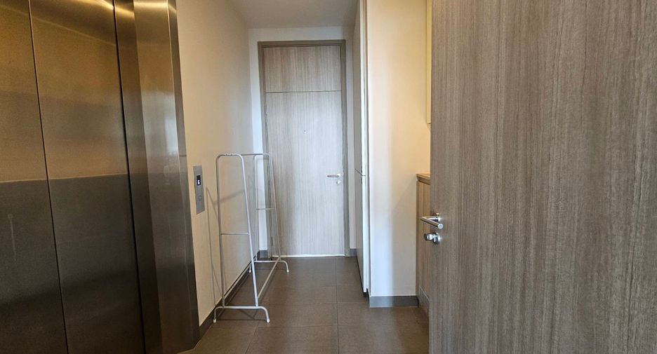 À louer 2 chambres condo à Pathum Wan, Bangkok
