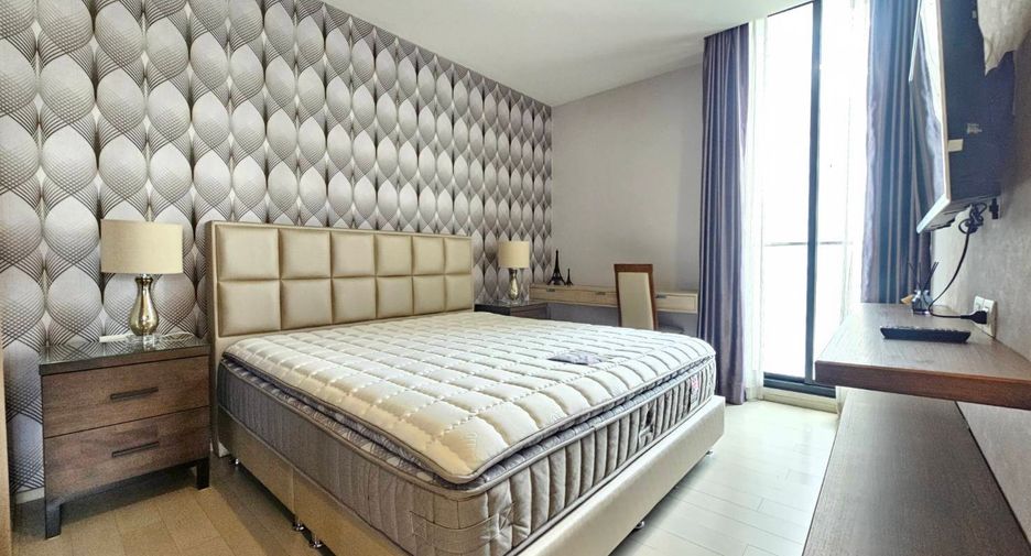 À louer 2 chambres condo à Pathum Wan, Bangkok