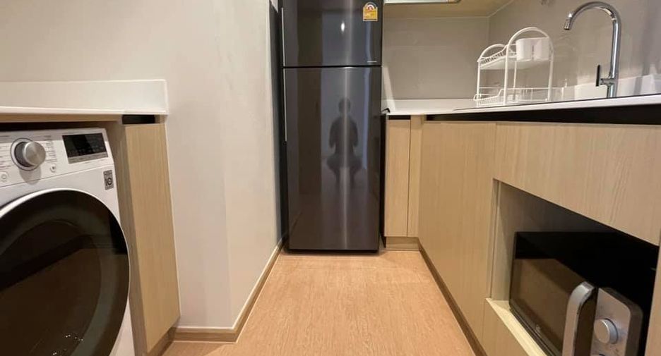 Аренда и продажа 2 спальни кондо в Щаттхана, Бангкок