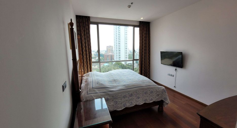 For rent and for sale 2 bedrooms condo in Watthana, Bangkok