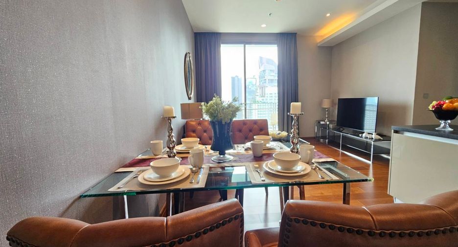 For rent 2 bedrooms condo in Watthana, Bangkok