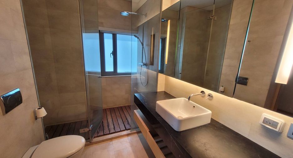 For rent and for sale 2 bedrooms condo in Sathon, Bangkok