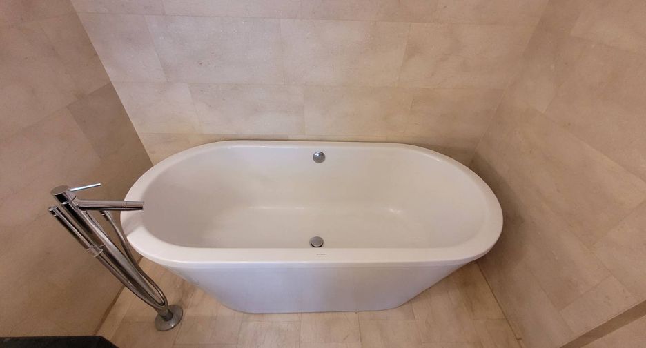 For rent and for sale 2 bedrooms condo in Sathon, Bangkok