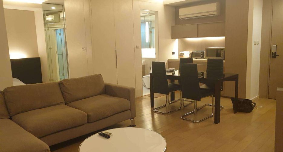 For rent 1 bed condo in Khlong Toei, Bangkok
