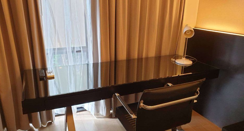 For rent 1 bed condo in Khlong Toei, Bangkok