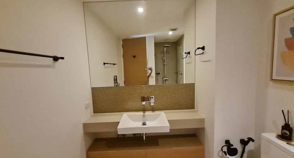 Wohnung zur Miete und zum Kauf mit 1 Zimmer in Khlong Toei, Bangkok