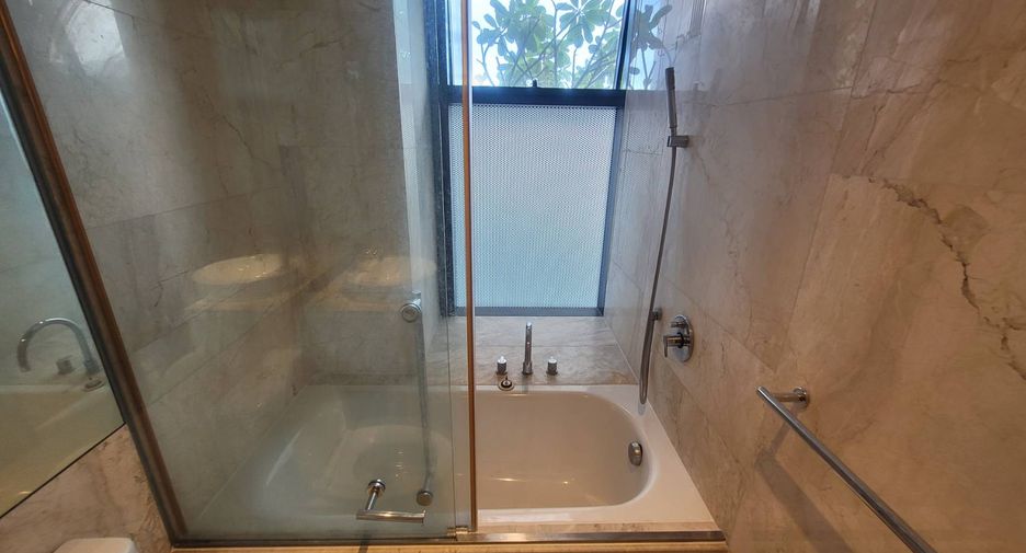 For rent and for sale 2 bedrooms condo in Sathon, Bangkok