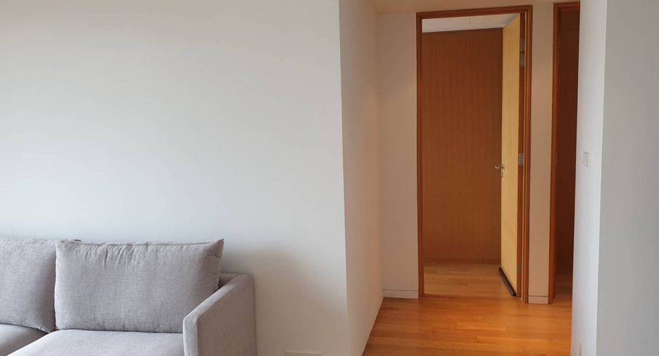 For rent 2 bedrooms condo in Sathon, Bangkok