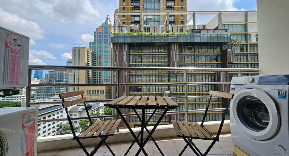 For rent 1 bed condo in Pathum Wan, Bangkok