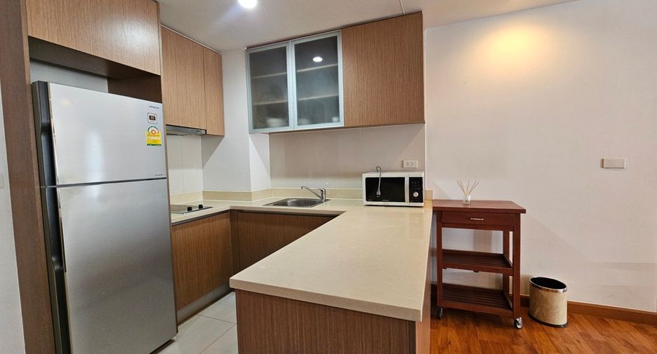 For rent 1 bed condo in Pathum Wan, Bangkok