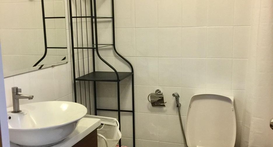 For rent and for sale 2 bedrooms condo in Khlong Toei, Bangkok