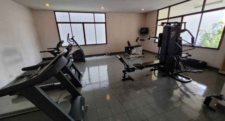 ให้เช่า 3 ห้องนอน คอนโด ใน วัฒนา, กรุงเทพฯ