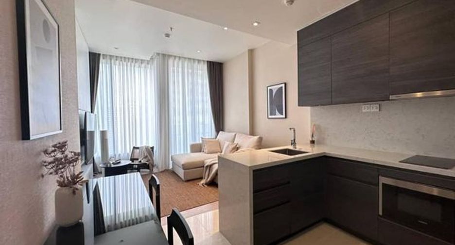 For rent and for sale 1 bed condo in Watthana, Bangkok