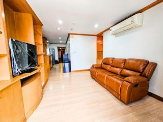 For rent 2 bedrooms condo in Sathon, Bangkok