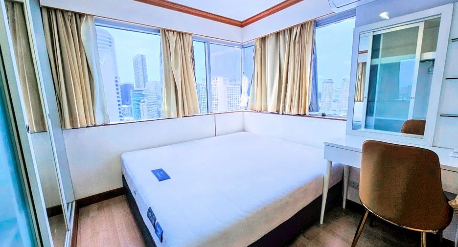 For rent 2 bedrooms condo in Sathon, Bangkok