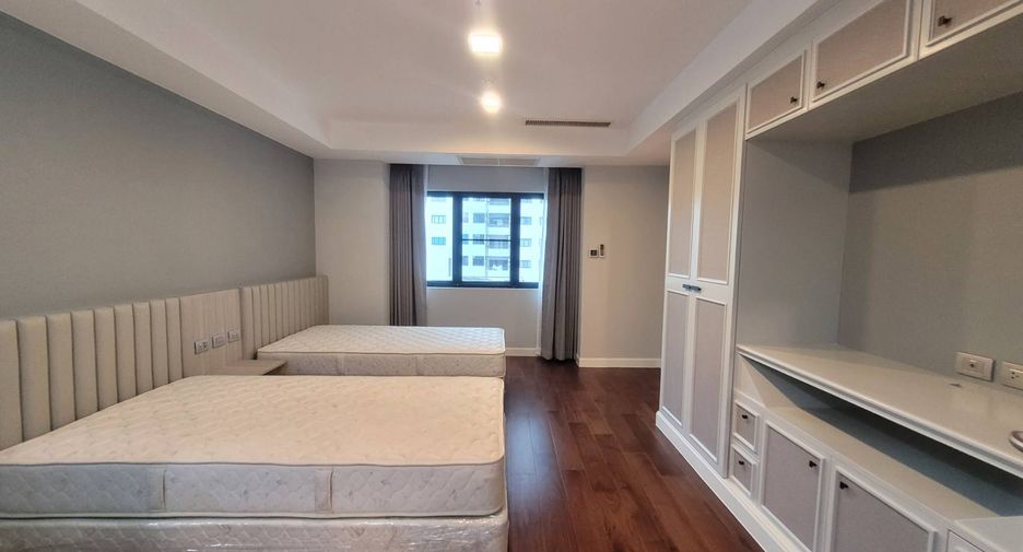 À louer 3 chambres condo à Khlong Toei, Bangkok