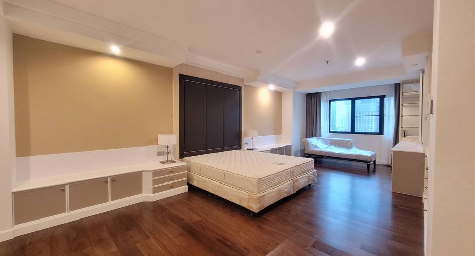 À louer 3 chambres condo à Khlong Toei, Bangkok