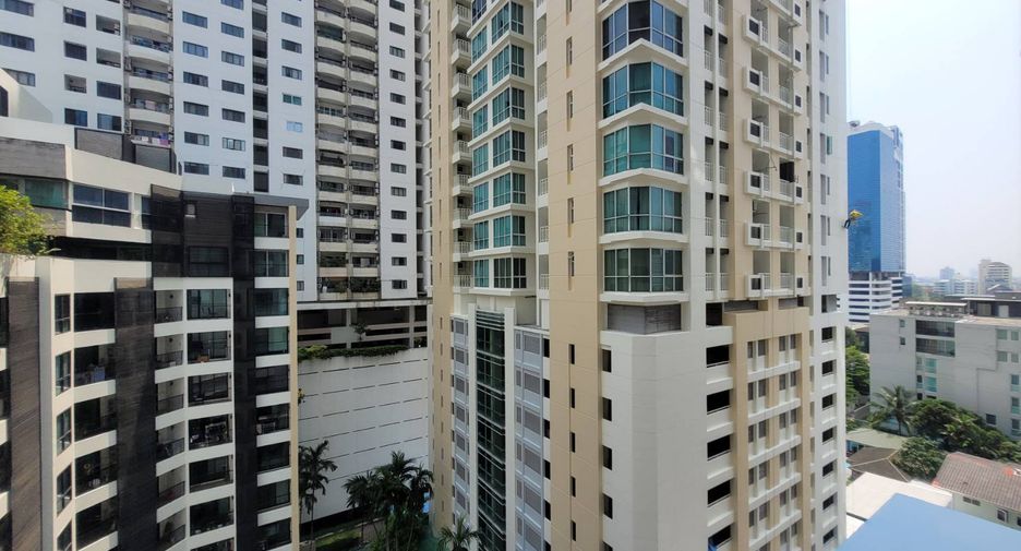 ให้เช่า 3 ห้องนอน คอนโด ใน คลองเตย, กรุงเทพฯ