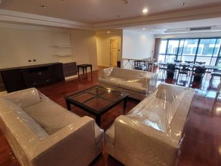 For rent 3 bedrooms condo in Khlong Toei, Bangkok