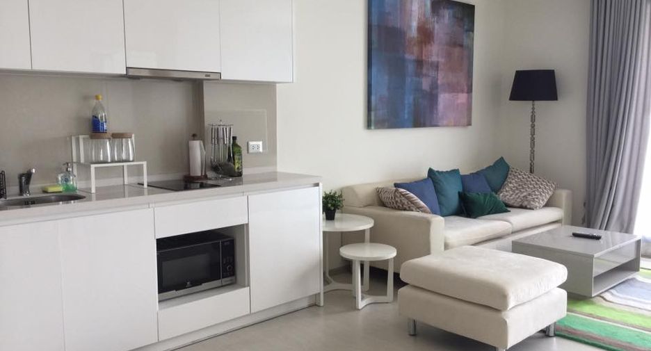 Condo en alquiler de 2 habitaciones en Khlong Toei, Bangkok
