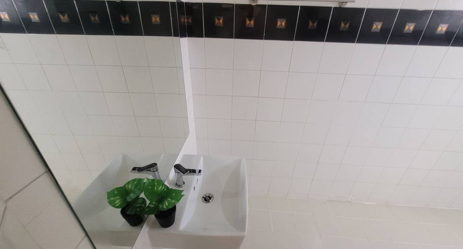 Wohnung zur Miete mit 2 Zimmer in Watthana, Bangkok
