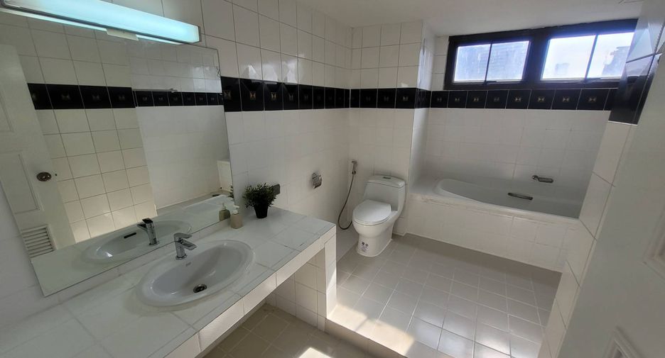 Wohnung zur Miete mit 2 Zimmer in Watthana, Bangkok