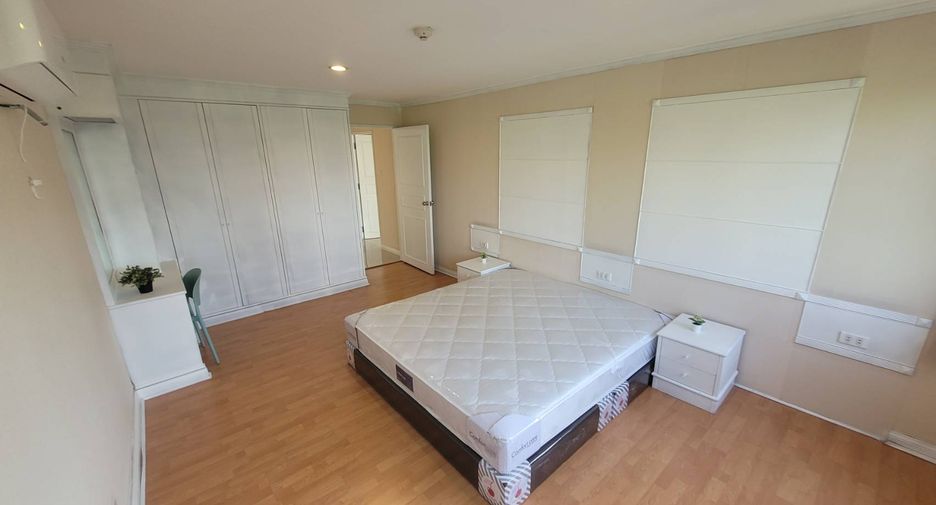 Wohnung zur Miete mit 2 Zimmer in Watthana, Bangkok