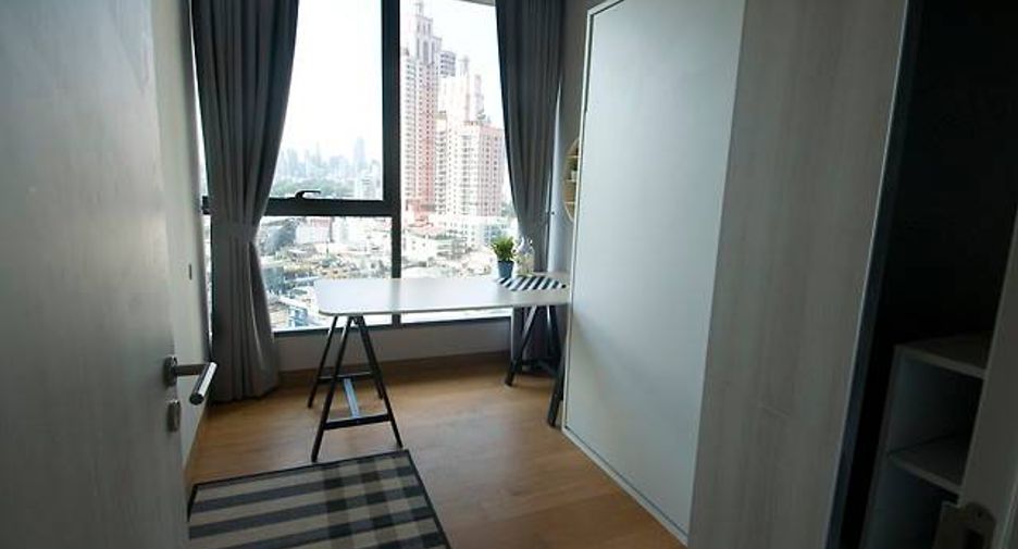 For rent and for sale 2 bedrooms condo in Khlong Toei, Bangkok