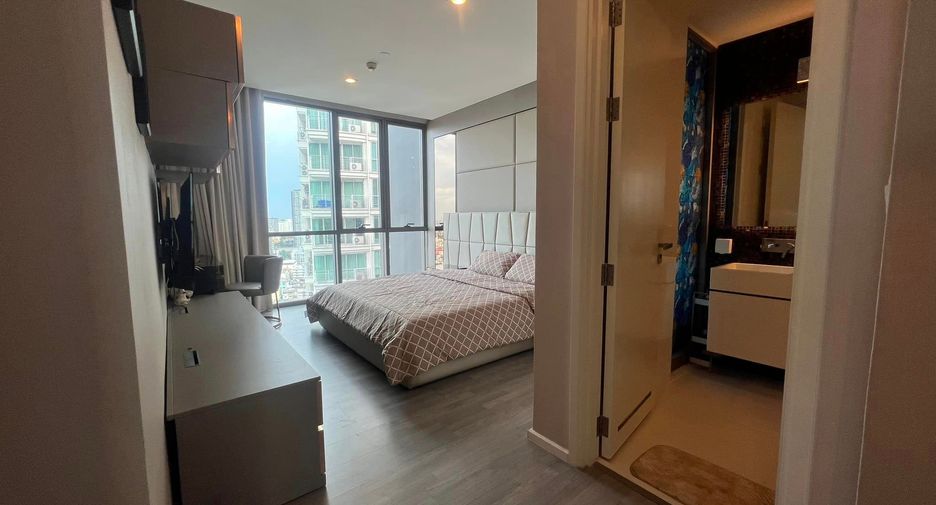 For rent 2 bedrooms condo in Khlong Toei, Bangkok