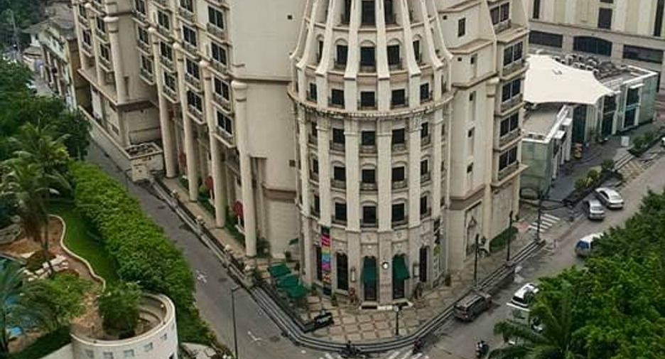 Condo en alquiler y en venta de 2 habitaciones en Khlong Toei, Bangkok