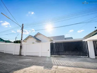 Villa en venta de 3 habitaciones en Bang Lamung, Chonburi