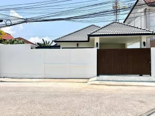 Villa en venta de 3 habitaciones en Bang Lamung, Chonburi
