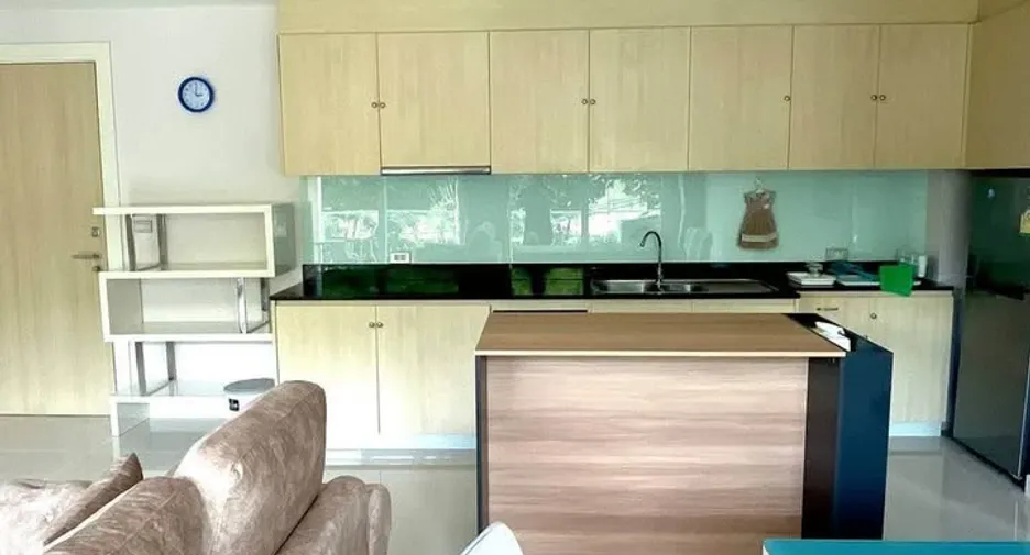 Condo en alquiler de 2 habitaciones en South Pattaya, Pattaya