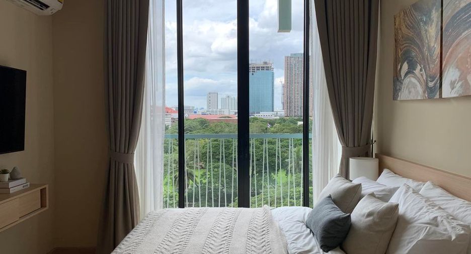 For rent 2 bedrooms condo in Watthana, Bangkok