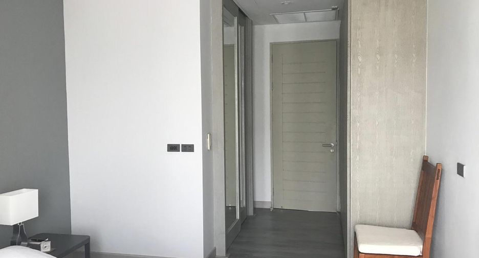 Casa adosada en alquiler de 3 habitaciones en Khlong Toei, Bangkok