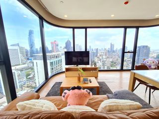 À louer 2 chambres condo à Bang Rak, Bangkok