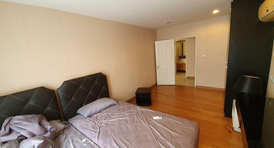 For rent and for sale 2 bedrooms condo in Watthana, Bangkok