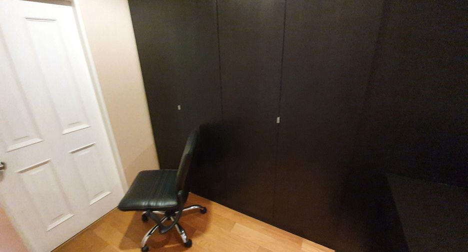 For rent and for sale 2 bedrooms condo in Watthana, Bangkok