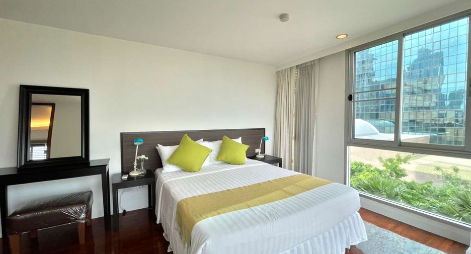 Condo en alquiler de 3 habitaciones en Sathon, Bangkok