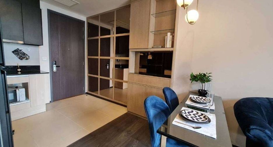 À louer 1 chambre condo à Khlong Toei, Bangkok