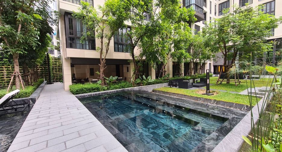 À louer 2 chambres condo à Watthana, Bangkok