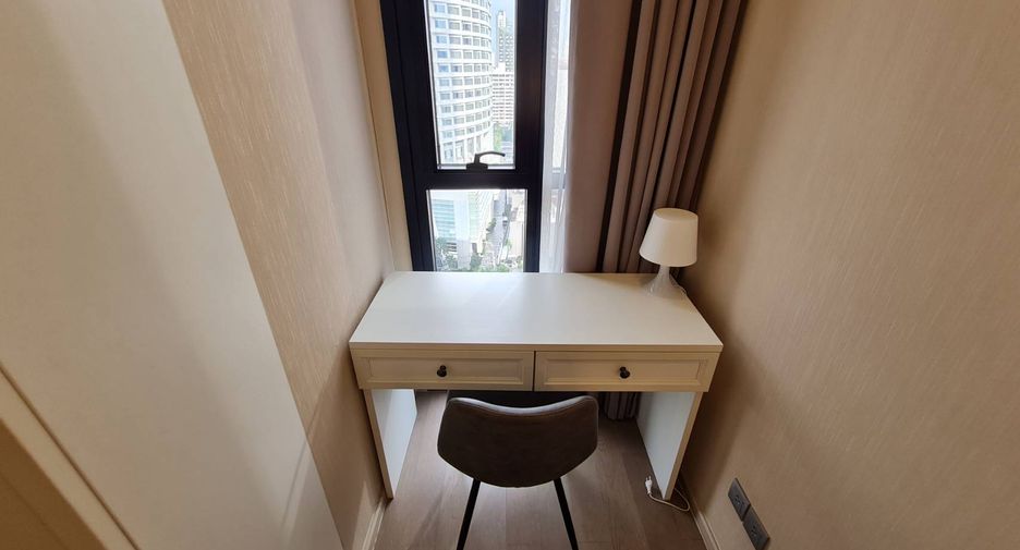 For rent 1 bed condo in Khlong Toei, Bangkok