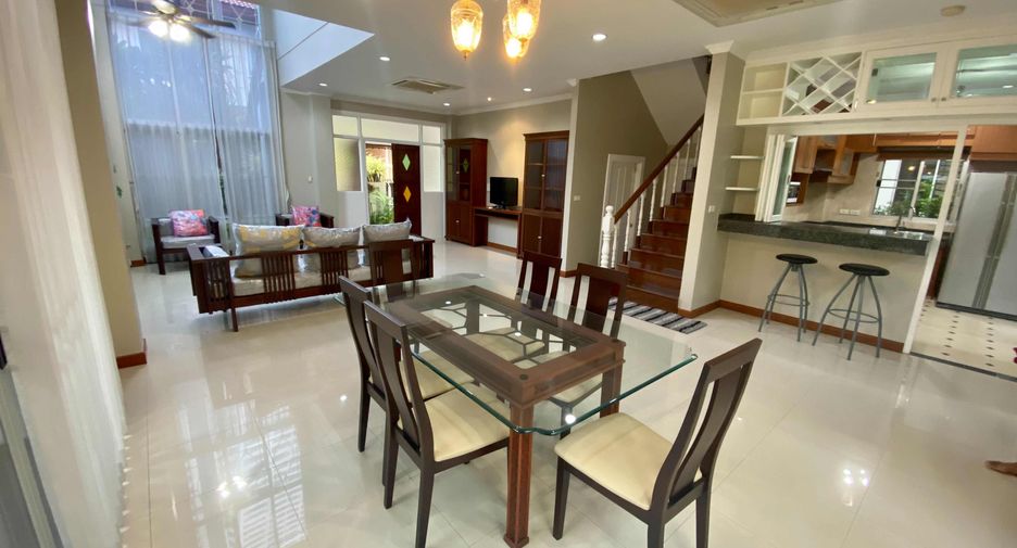 出租 5 卧室 独立屋 在 Khlong Toei, 曼谷