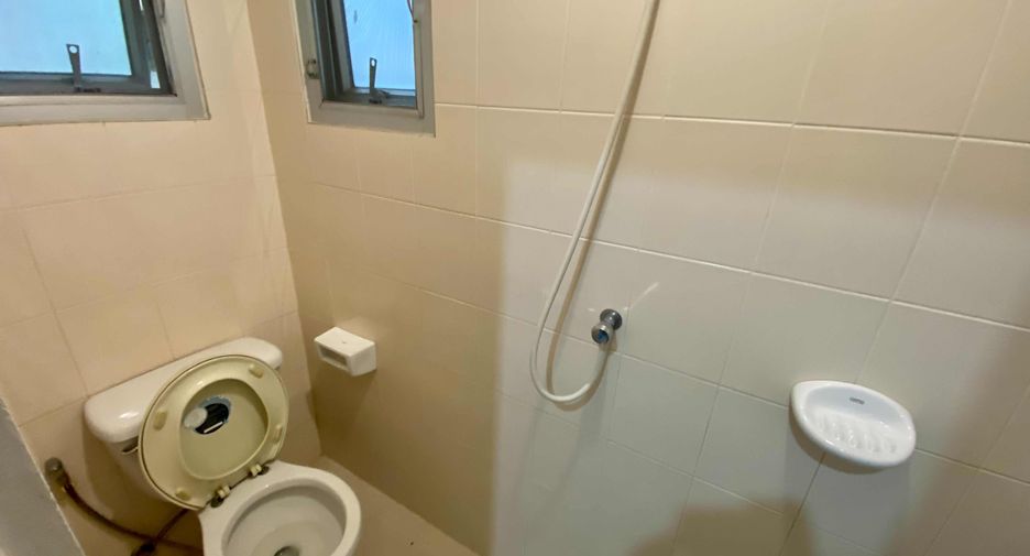 出租 5 卧室 独立屋 在 Khlong Toei, 曼谷