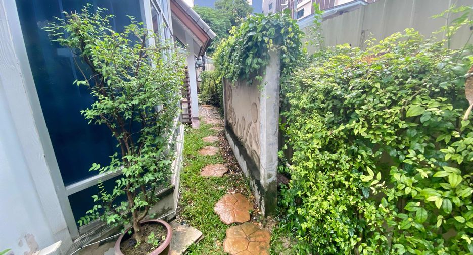 出租 5 卧室 独立屋 在 Khlong Toei, 曼谷