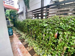 出租 5 卧室 独立屋 在 Khlong Toei, 曼谷