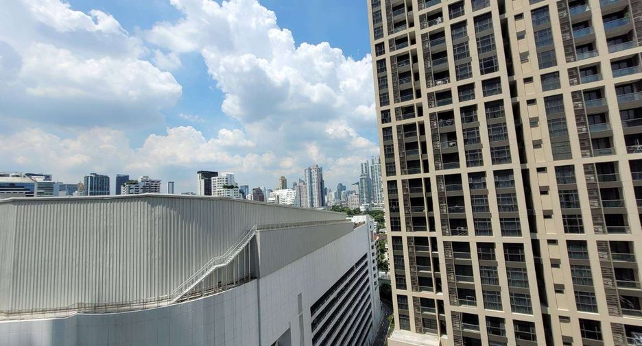 For rent and for sale 1 bed condo in Khlong Toei, Bangkok