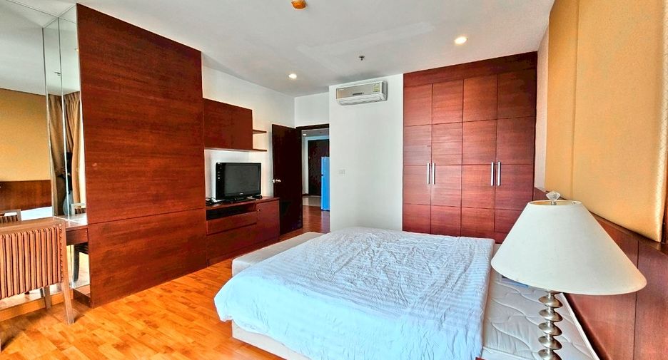 For rent 1 bed condo in Pathum Wan, Bangkok
