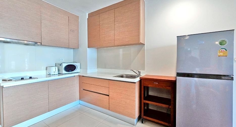 For rent 1 bed condo in Pathum Wan, Bangkok